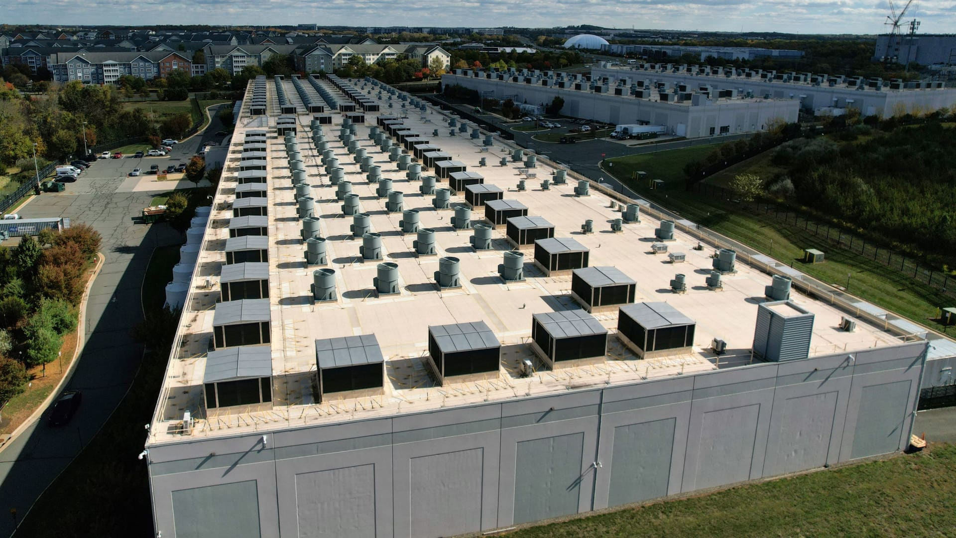 Rising Electricity Costs in States Housing the Highest Number of Data Centers – Mirror Brief